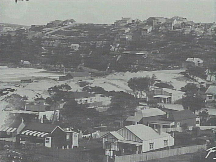 Kooloora Avenue, Harbord
