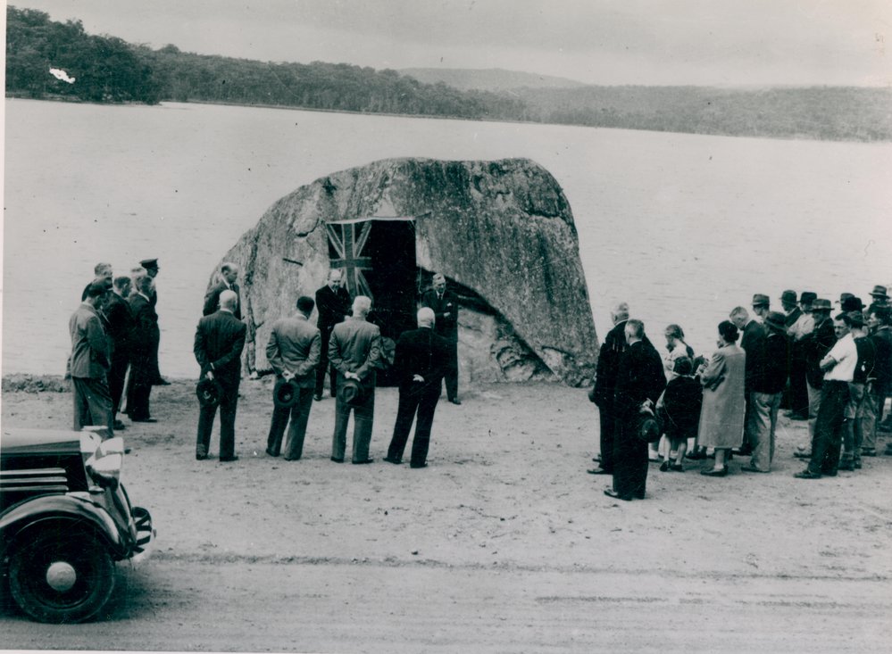 Wakehurst Parkway official opening 1946