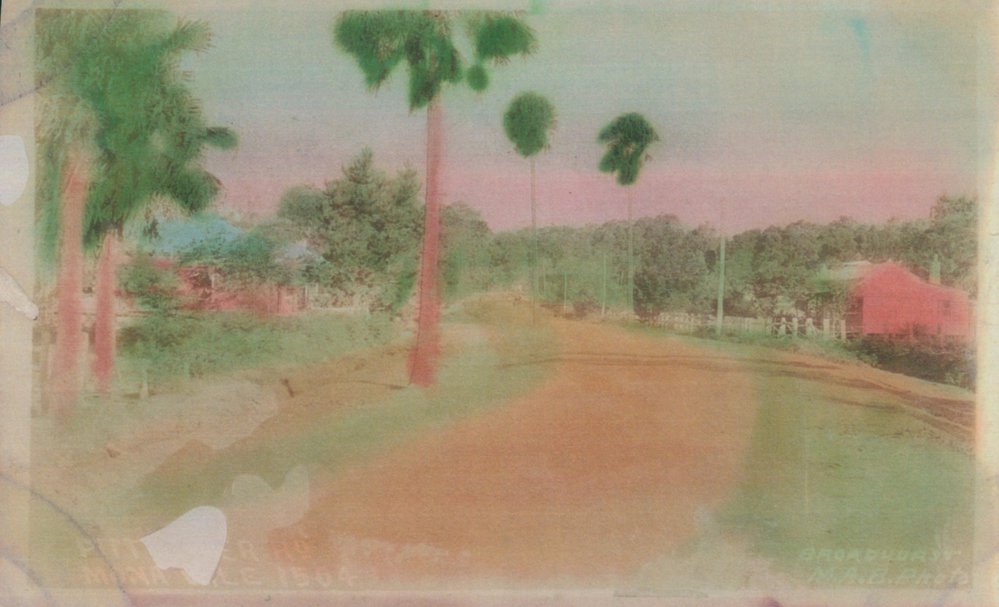Pittwater Road, Mona Vale