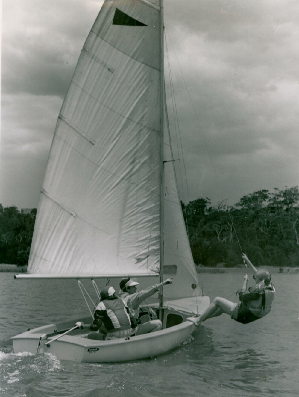 Sailing Lessons on Narrabeen Lagoon
