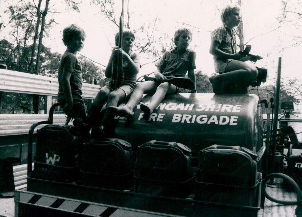 Children watching Warringah Fire Brigade Display