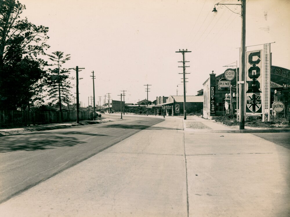 Sydney Road, Seaforth, 1935