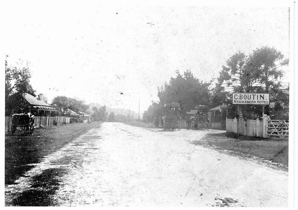 Narrabeen Hotel on Pittwater Road 1905