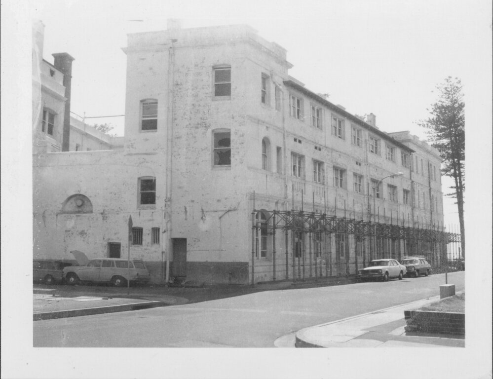 The Hotel Pacific, prior to demolition, Manly Beach