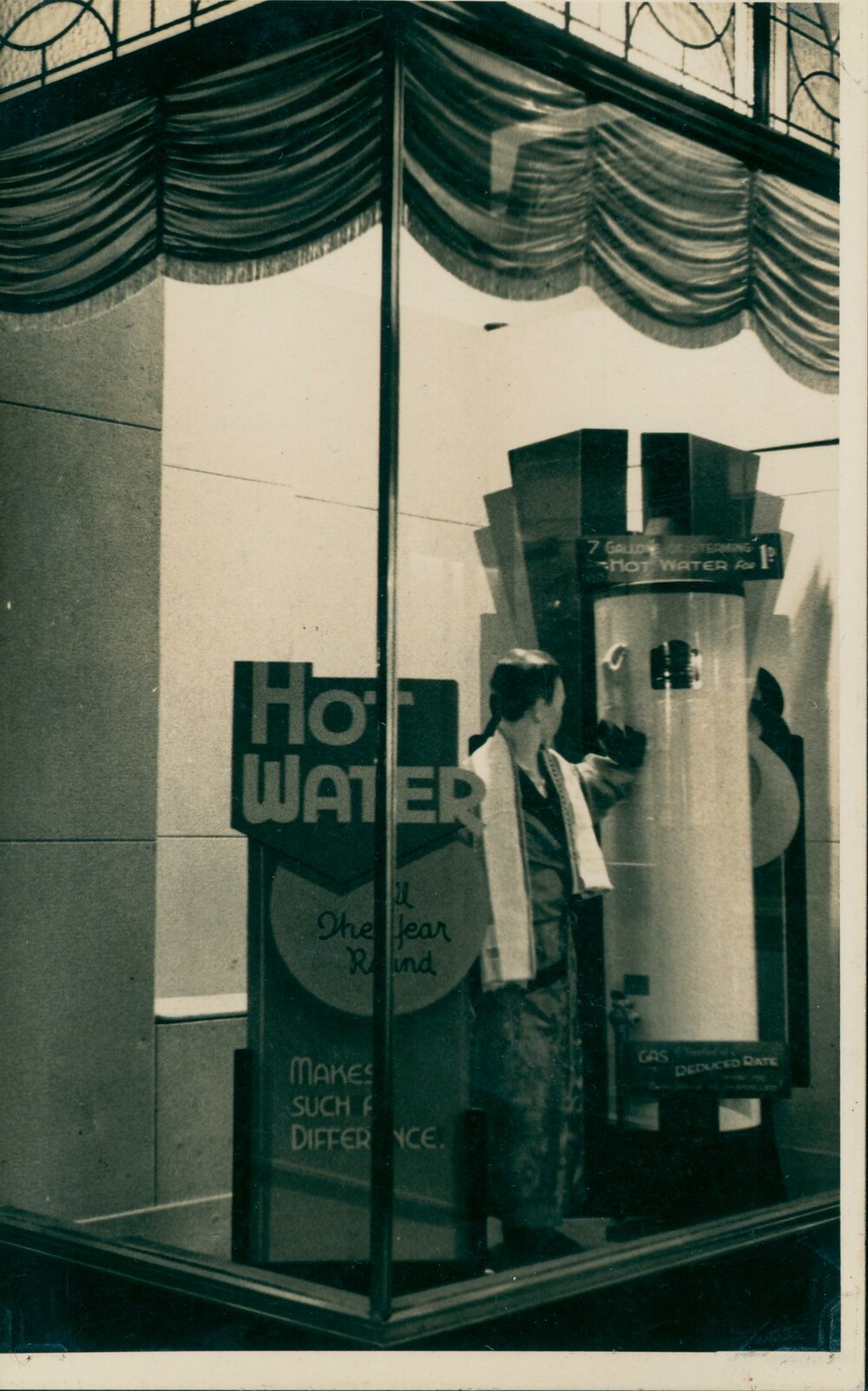 Manly Gas Company Limited showroom hot water display, at 3 Sydney Road, Manly