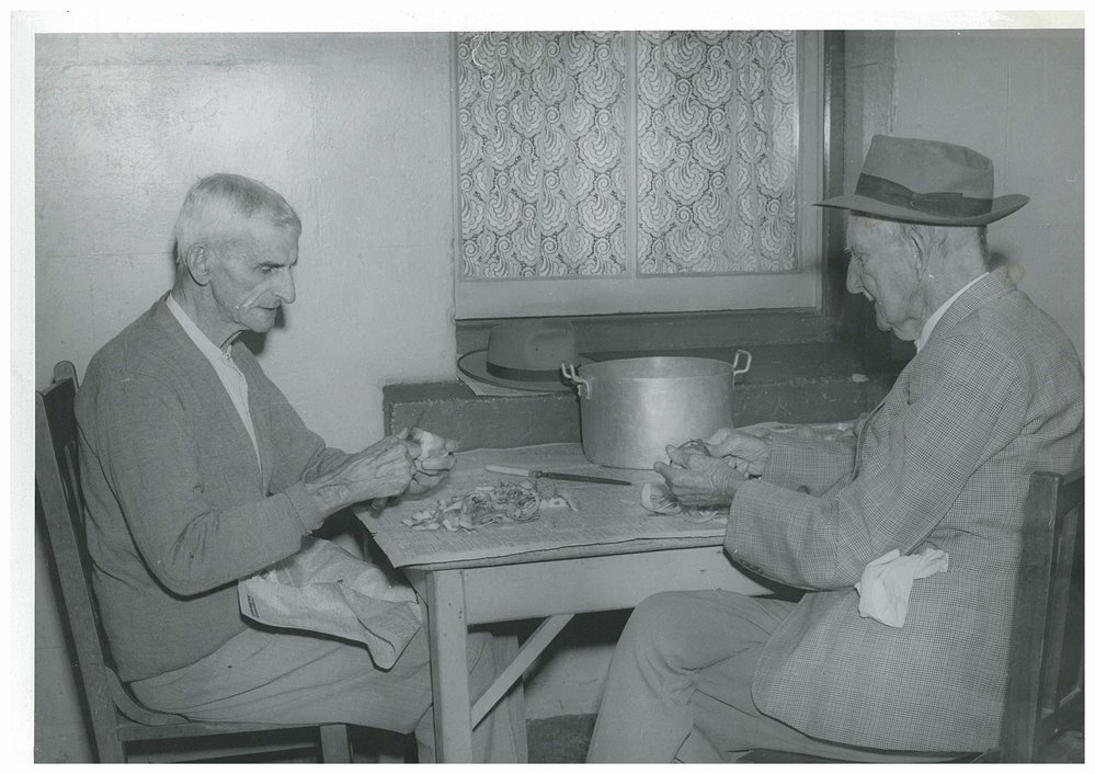 Residents of Pacific Lodge Aged Men's Home Dee Why