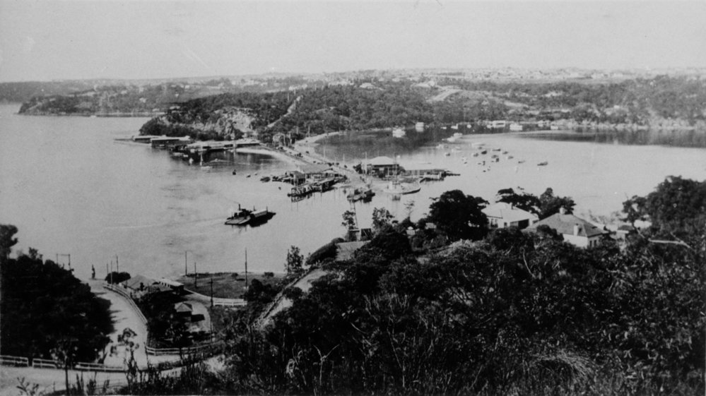 A steam punt crossing Middle Harbour, Seaforth, c1900s