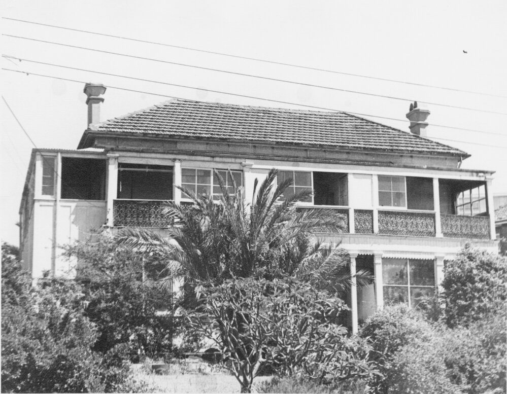 Historic two storey house at 10 The Crescent, Manly, 1976