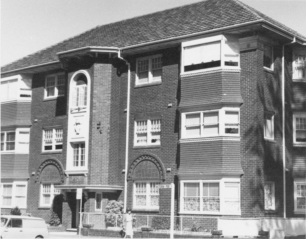 Three storey flats, Abbeyleix, 2 Victoria Parade, Manly, 1976