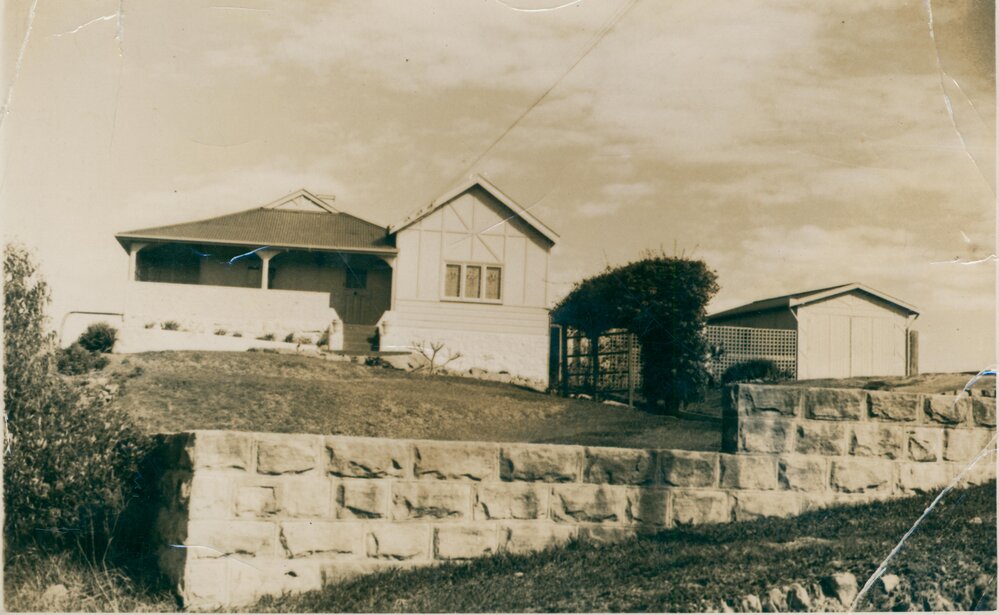 Residence thought to be Lynn Ridge, 16 Hilltop Crescent, Fairlight, c1940s