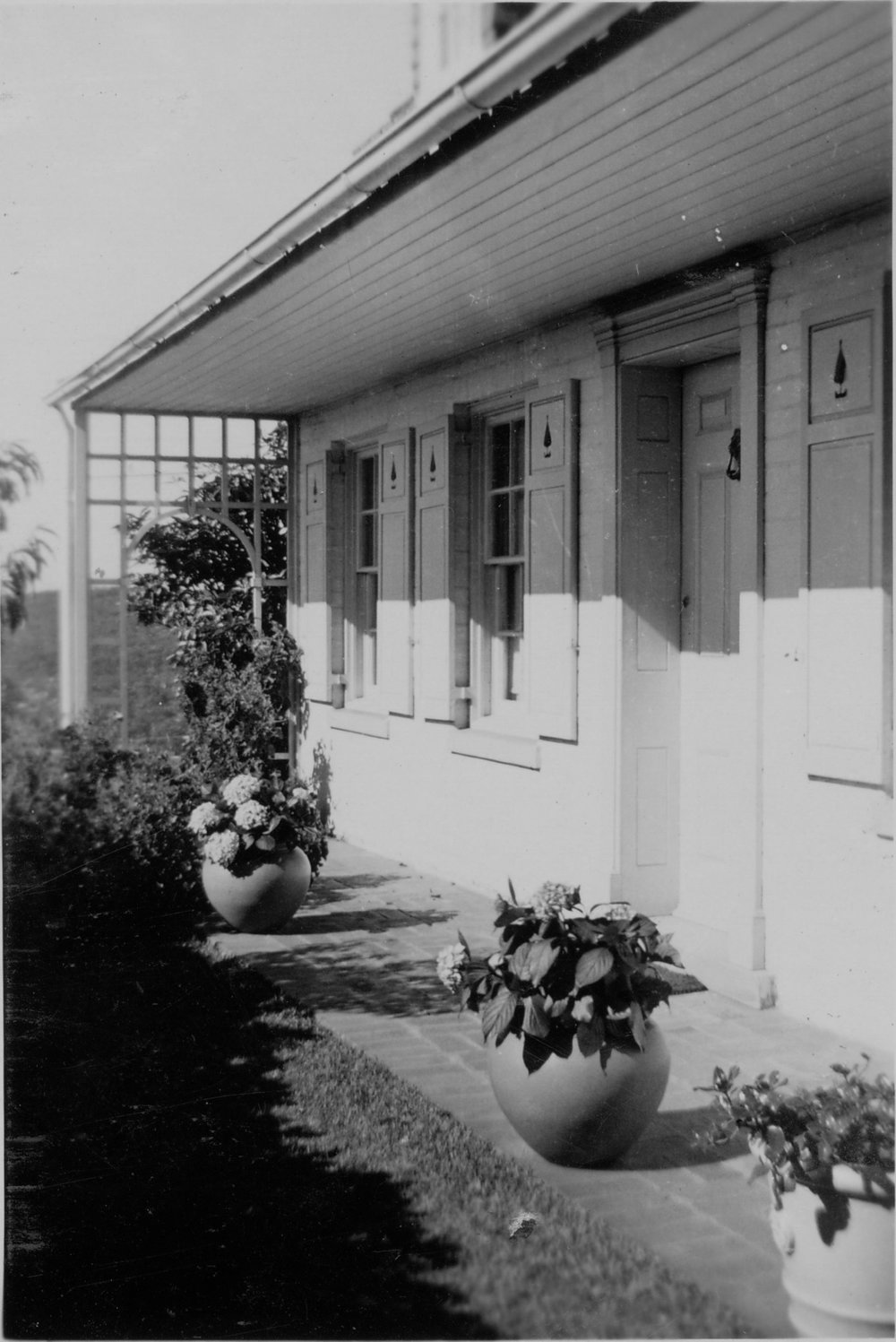 Entrance to Lynn Ridge, 16 Hilltop Crescent, Fairlight, c1939