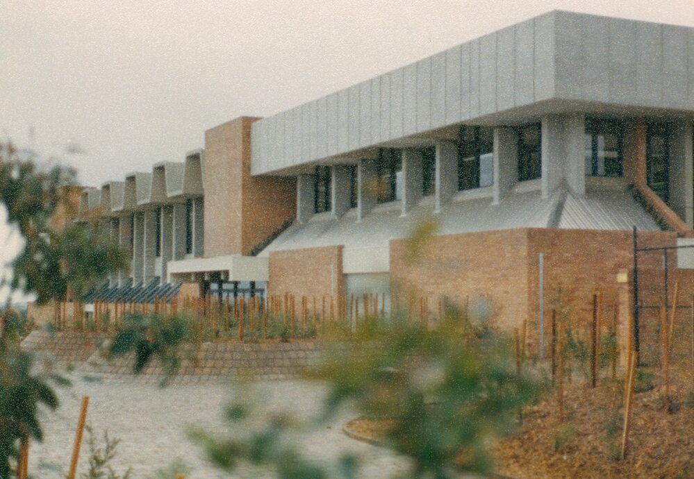 Exterior view of Warringah Aquatic Centre in Frenchs Forest