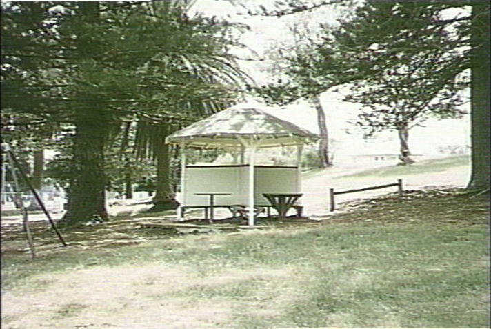 Picnic hut, Governor Phillip Park, Palm Beach