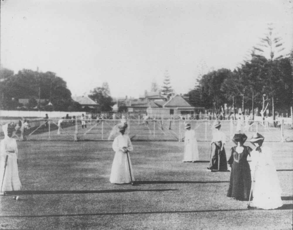 Ladies Croquet Club in Ivanhoe Park, Manly, 1915