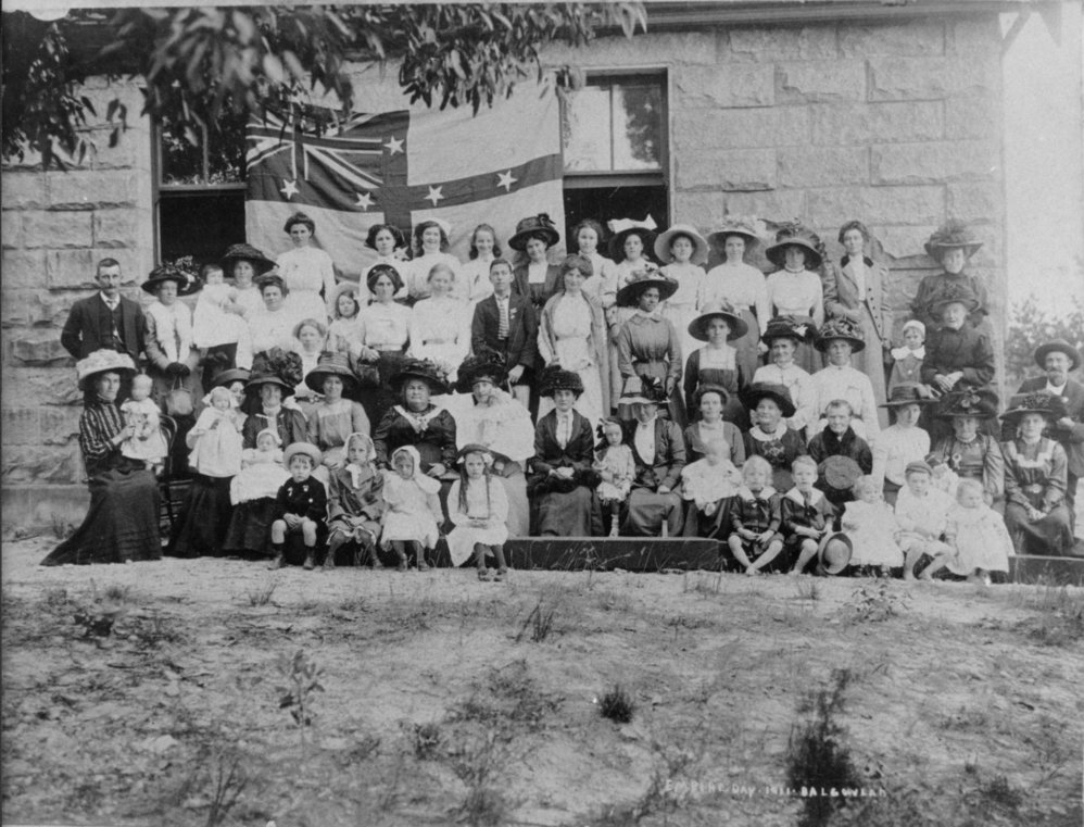 Group portrait outside Balgowlah Public School on Empire Day, May 24, 1911