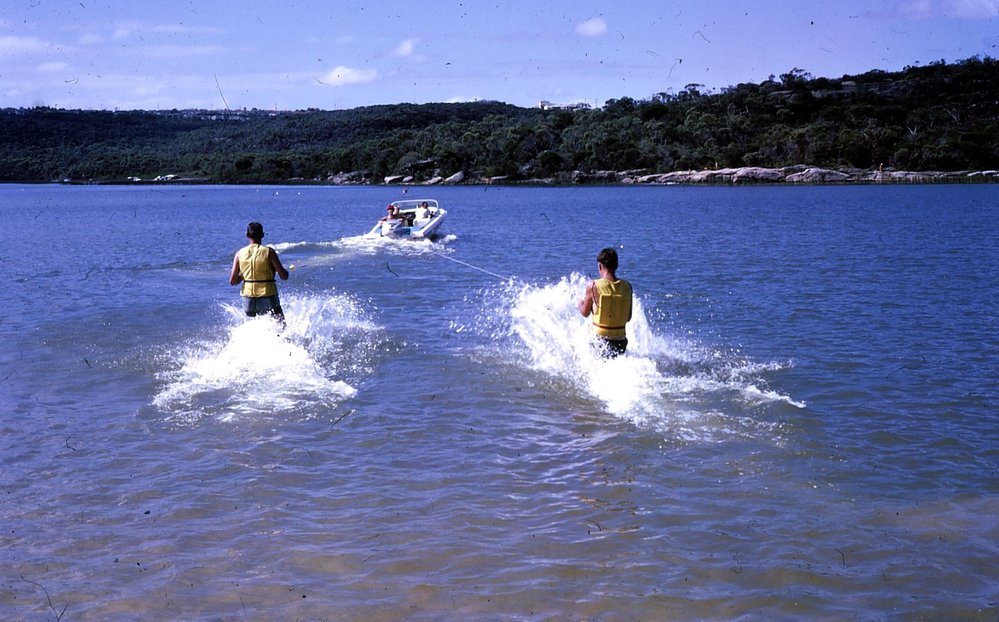 Water skiing on Manly Dam
