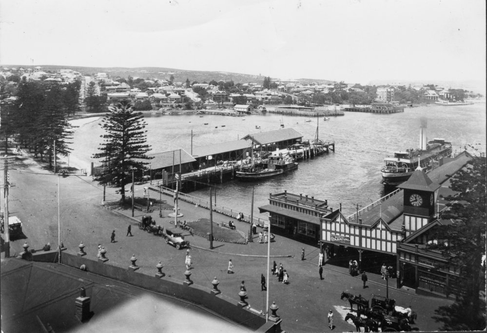 Manly passenger and cargo wharves and Manly Baths, Manly, January 1922