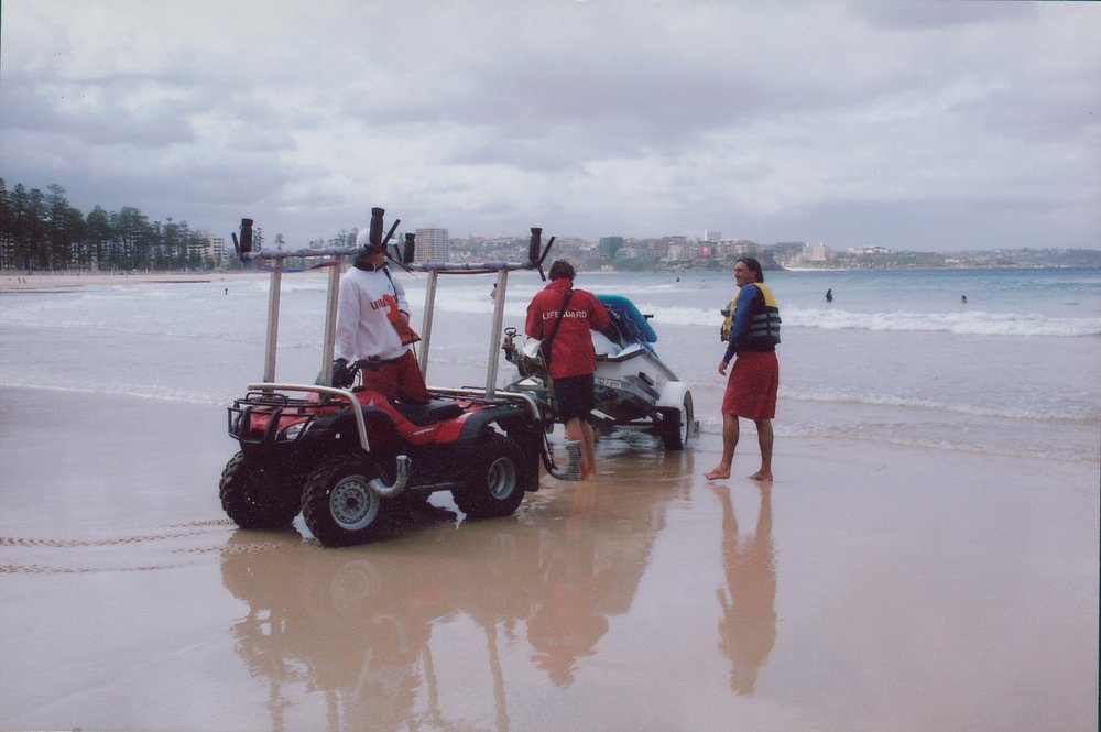 Lifesavers at South Steyne Beach, Manly, 2005