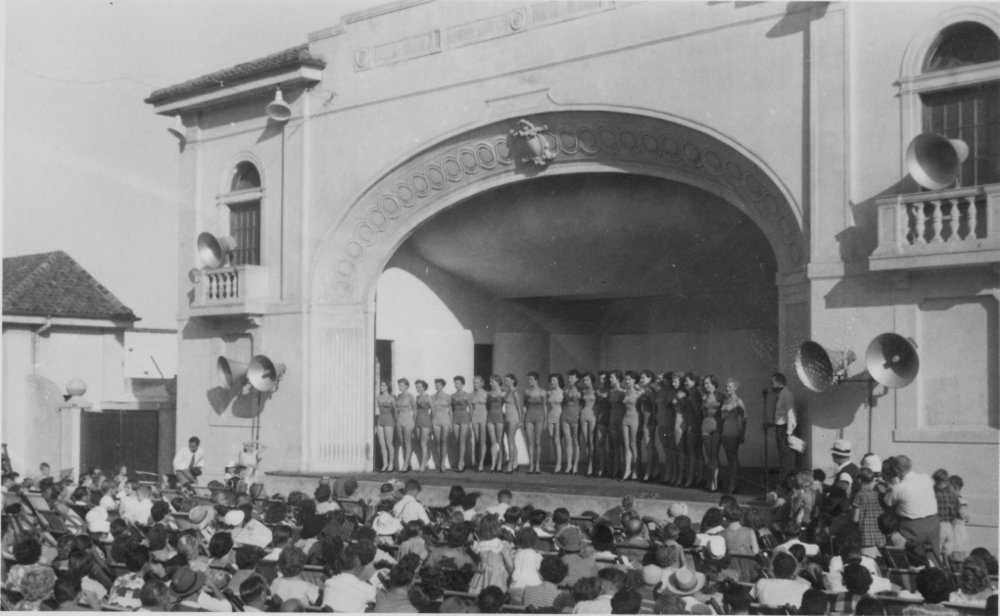 A beauty contest at the South Steyne Auditorium, Manly, March, 1942
