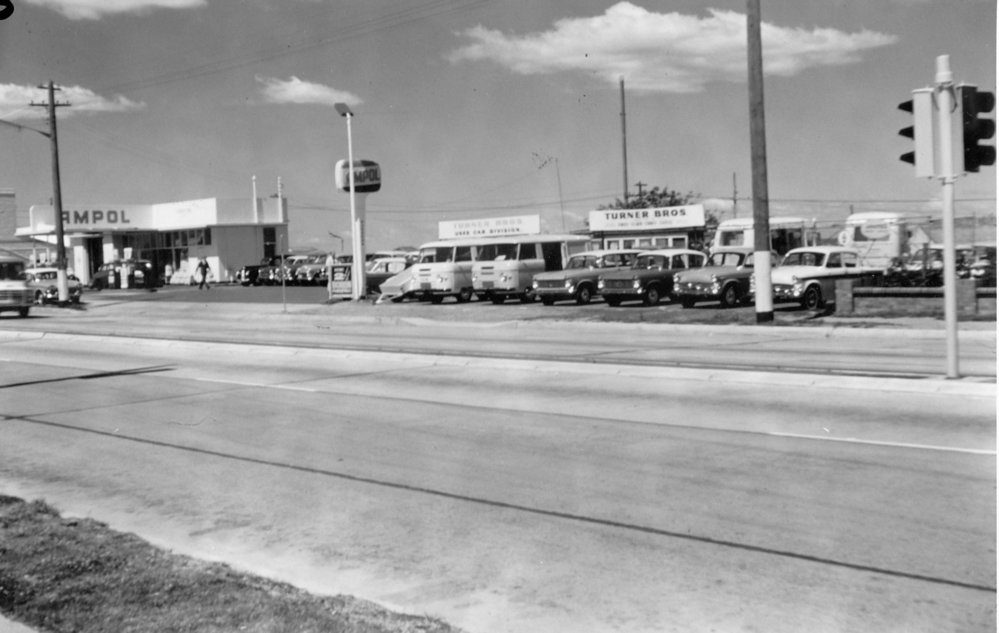 Ampol petrol station Warringah Road, Forestville