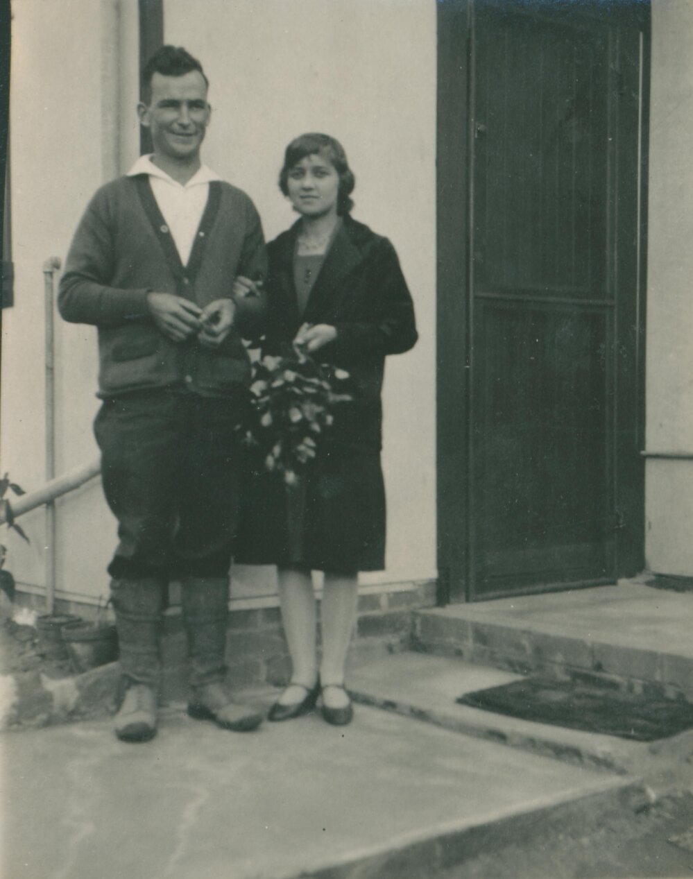 Reg and Phylis Duffy, Thornleigh.