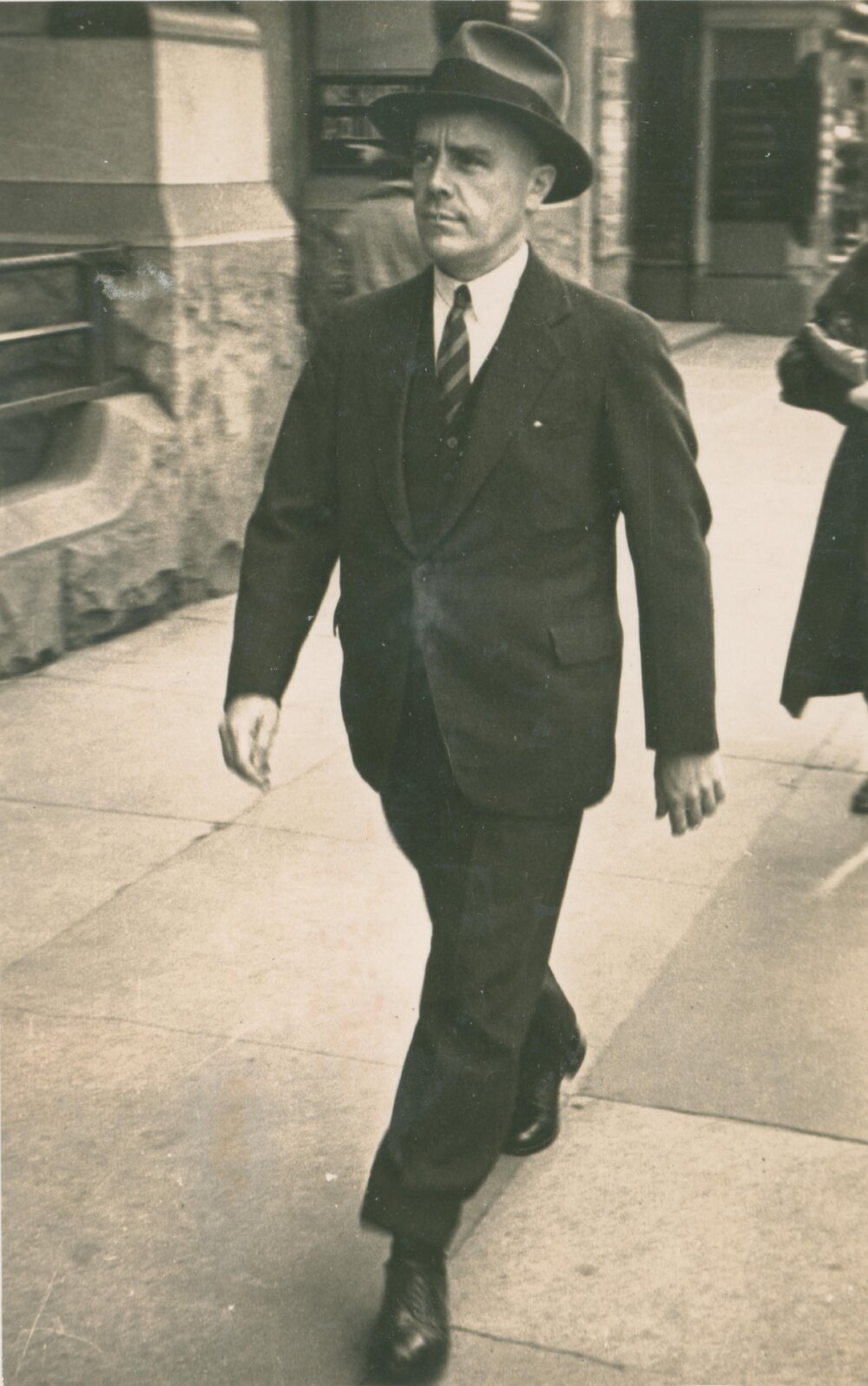 Victor Carter, Sydney.