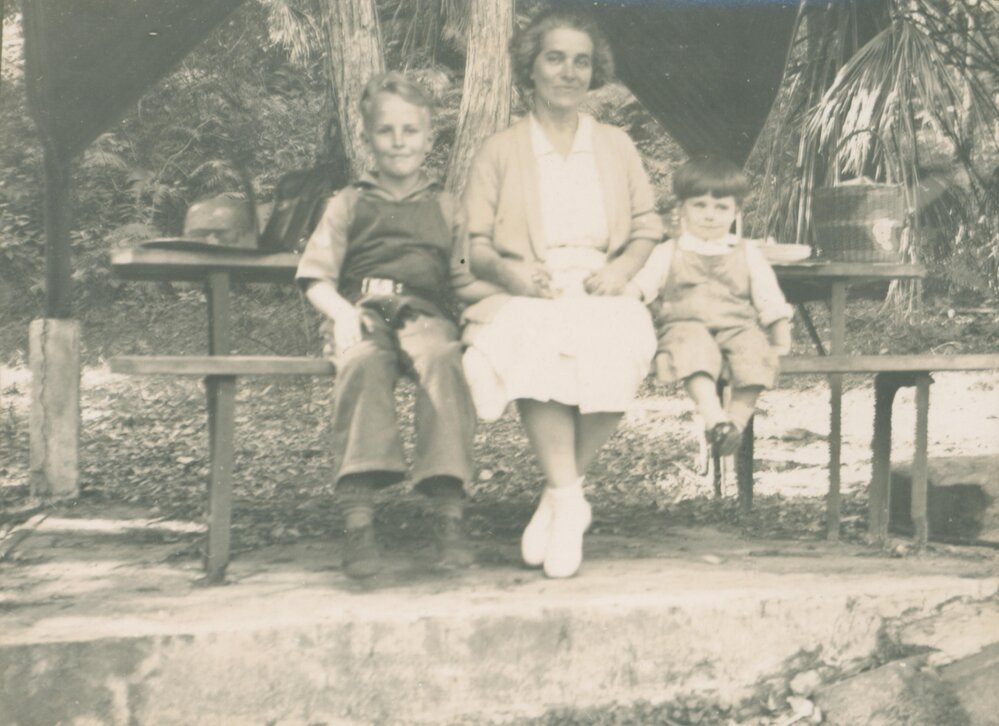 Ken, Violet and Terry Carter, Lovett Bay.