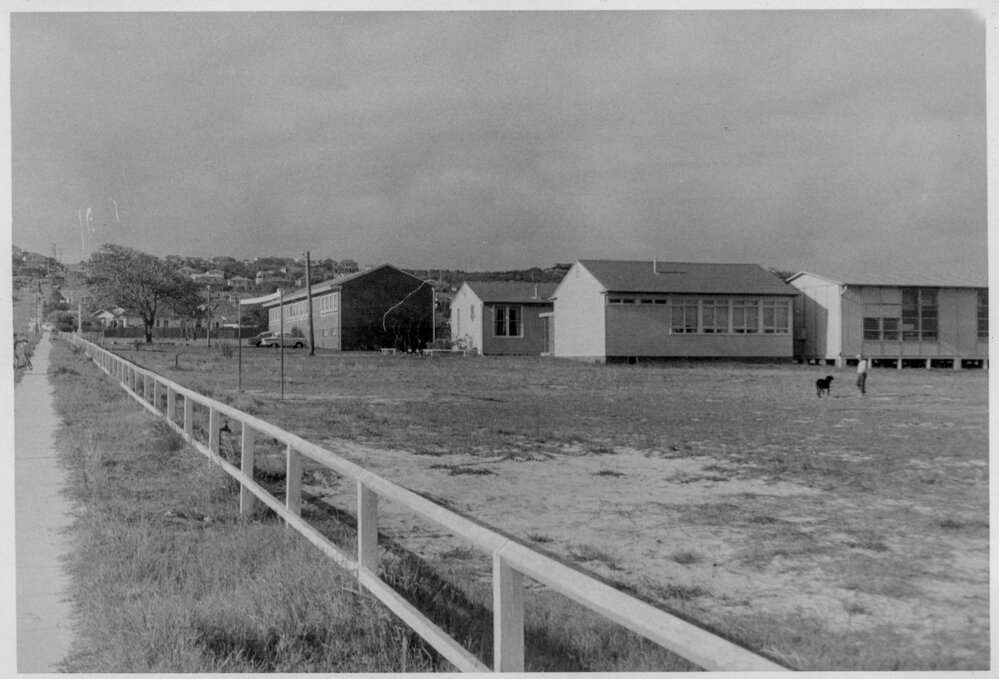 Curl Curl North Primary School oval and soccer goals