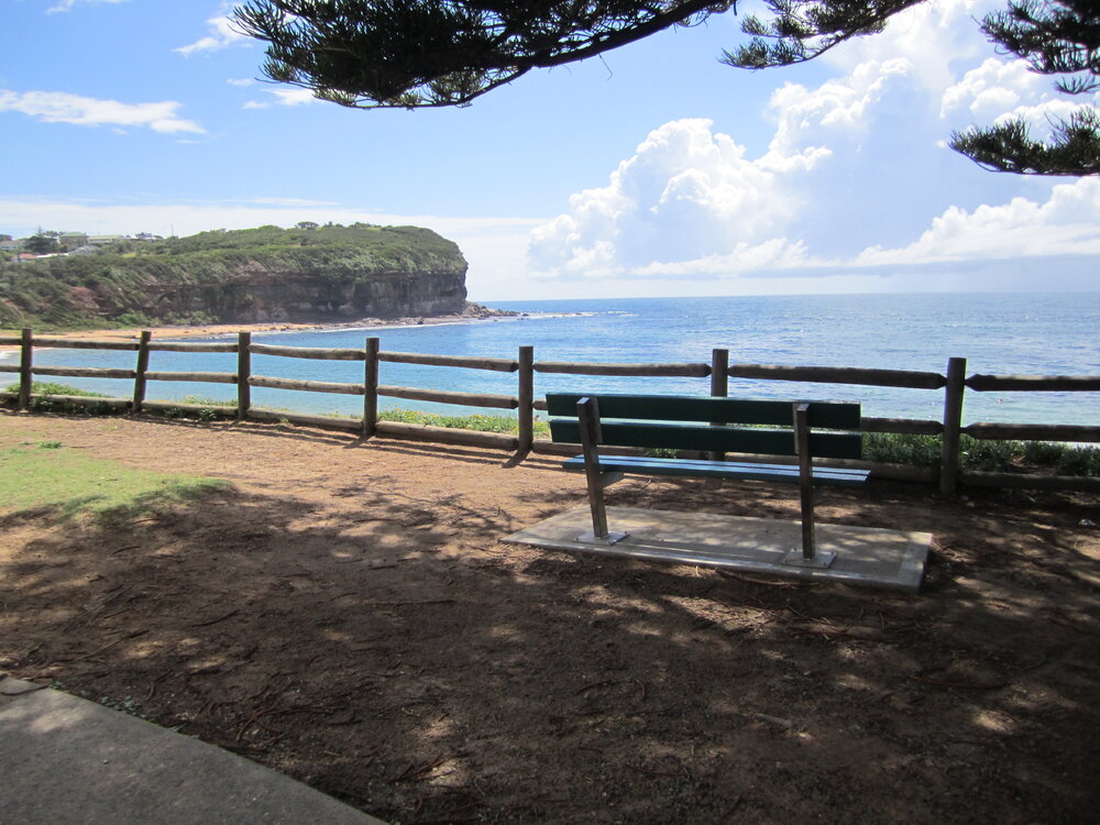 Park bench with memorial plaque to Olive and Marshall Beaton, Mona Vale