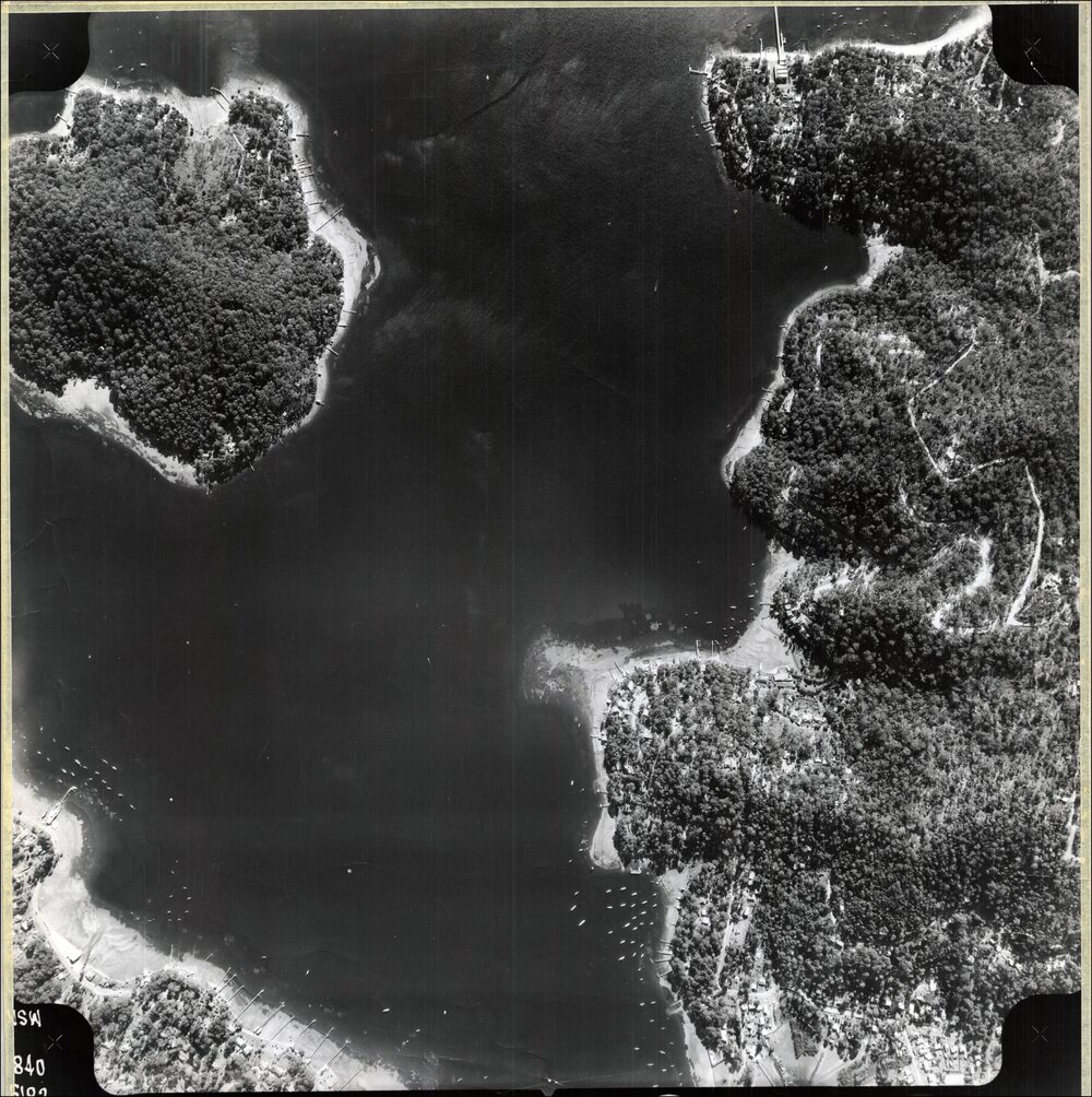 Aerial photograph of Newport and Scotland Island, 1961