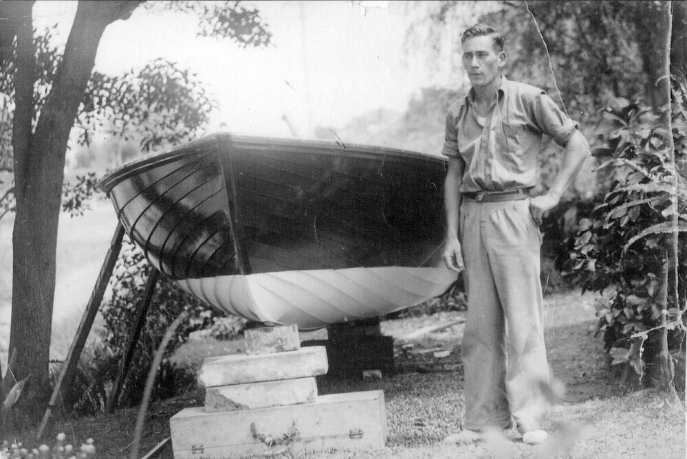 Amos Randell jnr (Sandy) with boat, Waine Street Freshwater