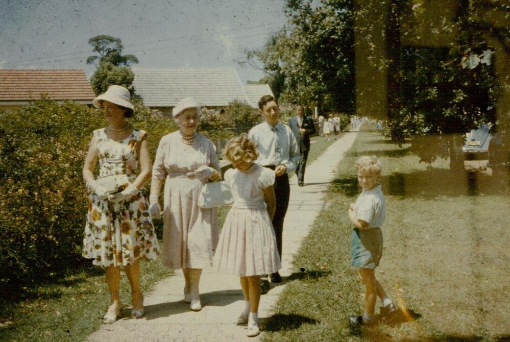 Usher family, Mona Vale