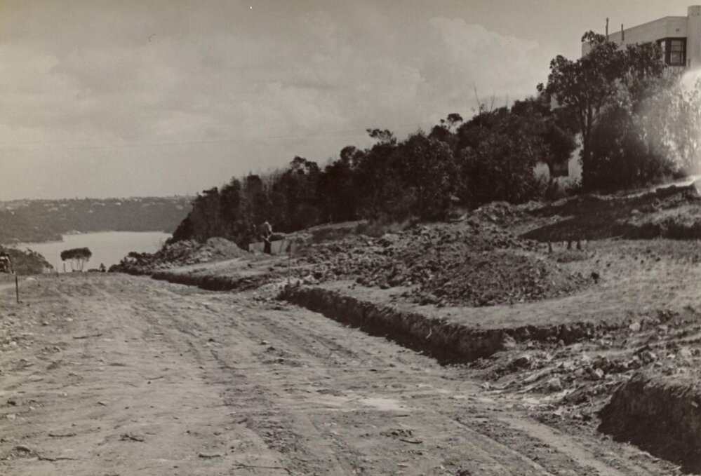 Construction on Alma Street, Clontarf, 14 September 1948