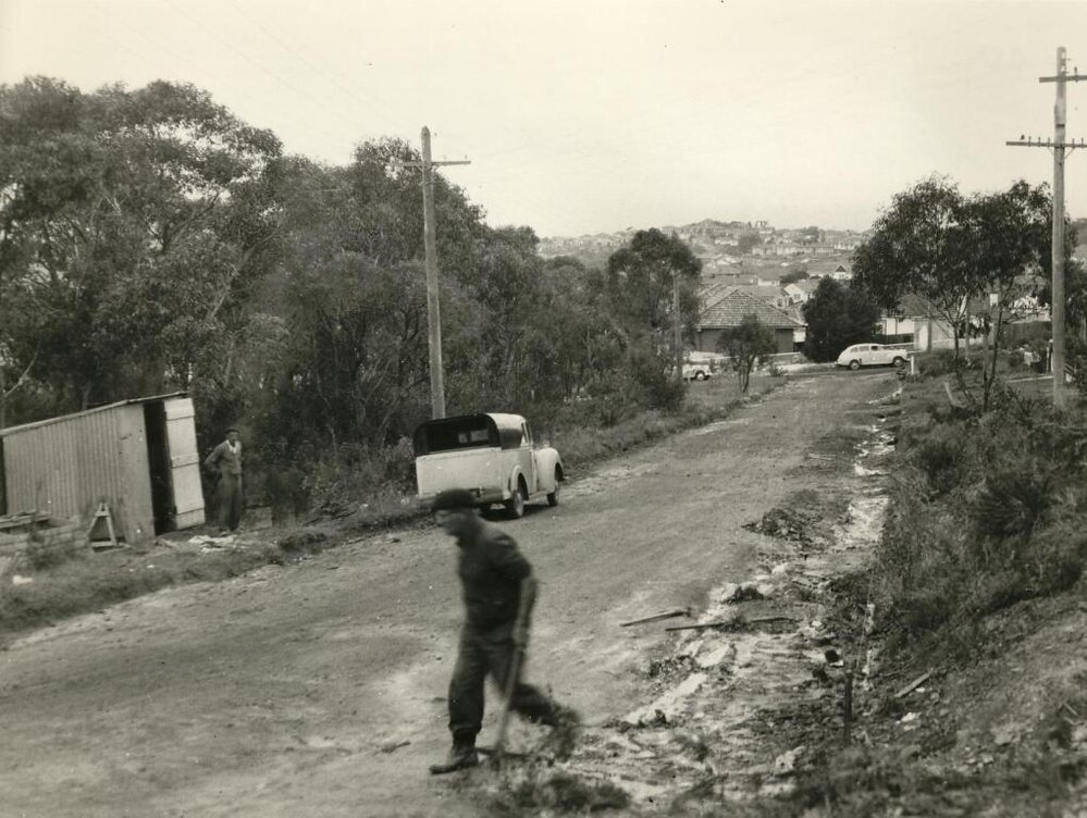 Alto Avenue, south to Armstrong Street, Seaforth, c1950s