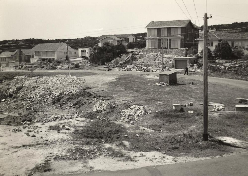 Construction at Bower Street, Manly, Sept 1955