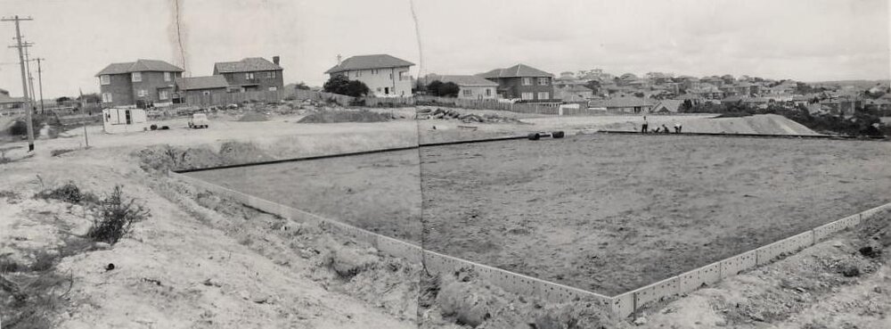 Bareena Park houses in Woodland Street South, Balgowlah Heights, 7th October 1954