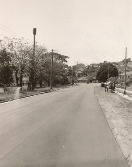 Balgowlah Road east to Suwarrow Street, Balgowlah, 1954
