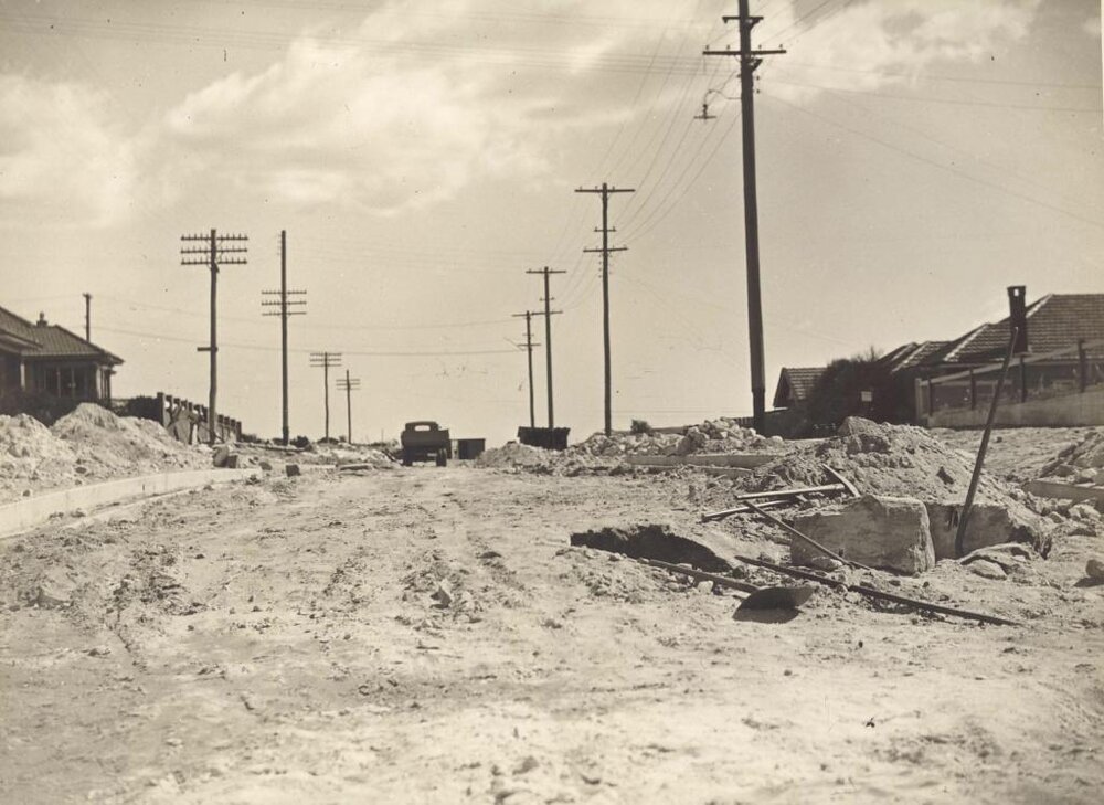 Beach Street west from Kareema Street, Balgowlah, 5th September 1935