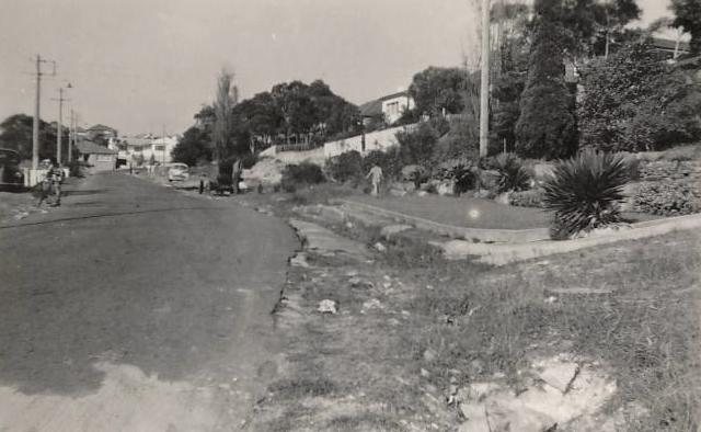 Bungaloe Avenue from Ernest Street, Balgowlah, October 1954