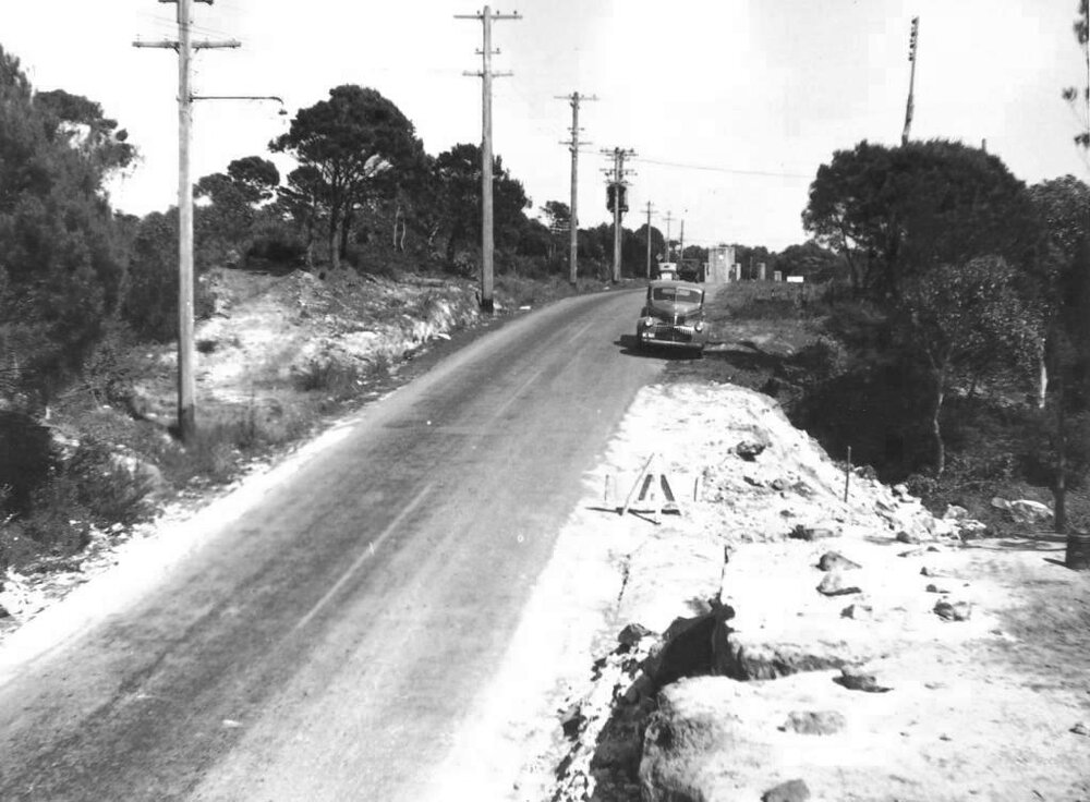 Car in Frenchs Forest Road, Seaforth, 7th October 1949