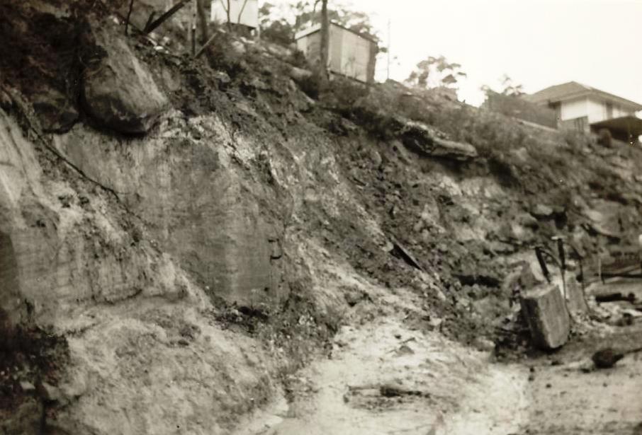Castle Circuit excavation works continue, Seaforth, 10th May 1963