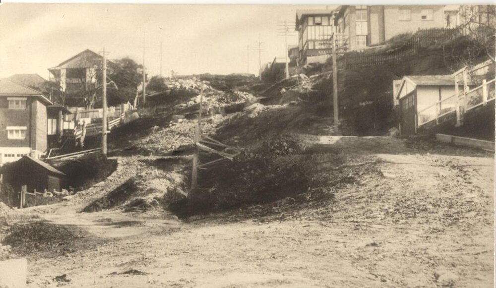 Clifford Avenue roadworks continue, Fairlight, 1928