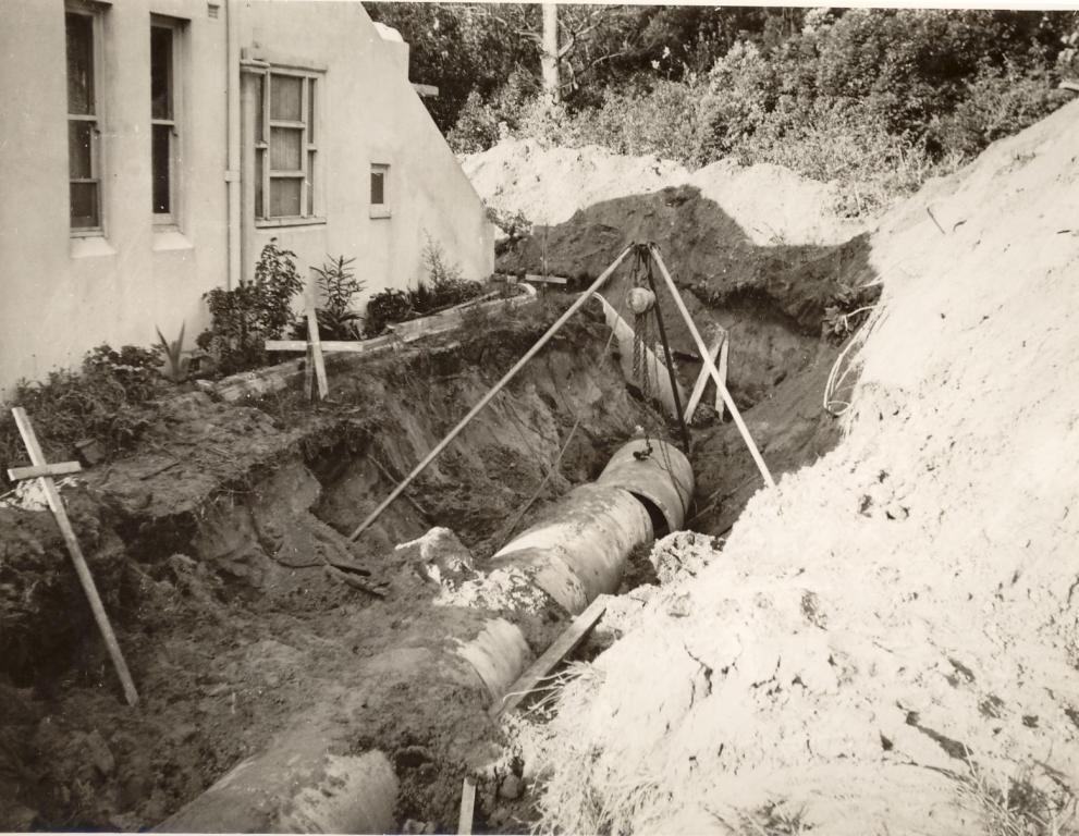 Clontarf drainage Lot 8 and 9, Clontarf, 27th October 1950