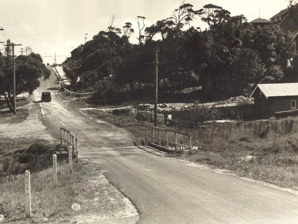 Condamine Street looking south, 20th January 1938