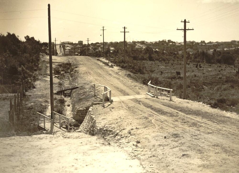 Condamine Street looking north between Ernest and New Streets, Balgowlah, 5th September 1935