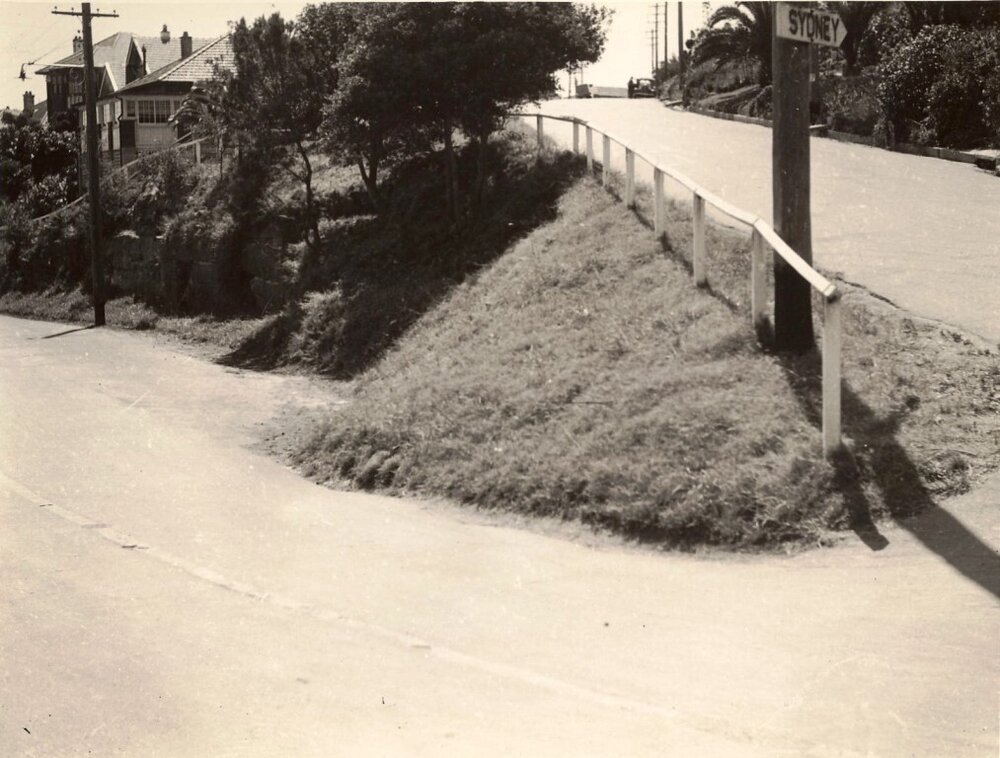 Corner of Rosedale and Lauderdale Avenues, Fairlight, 12th March 1941