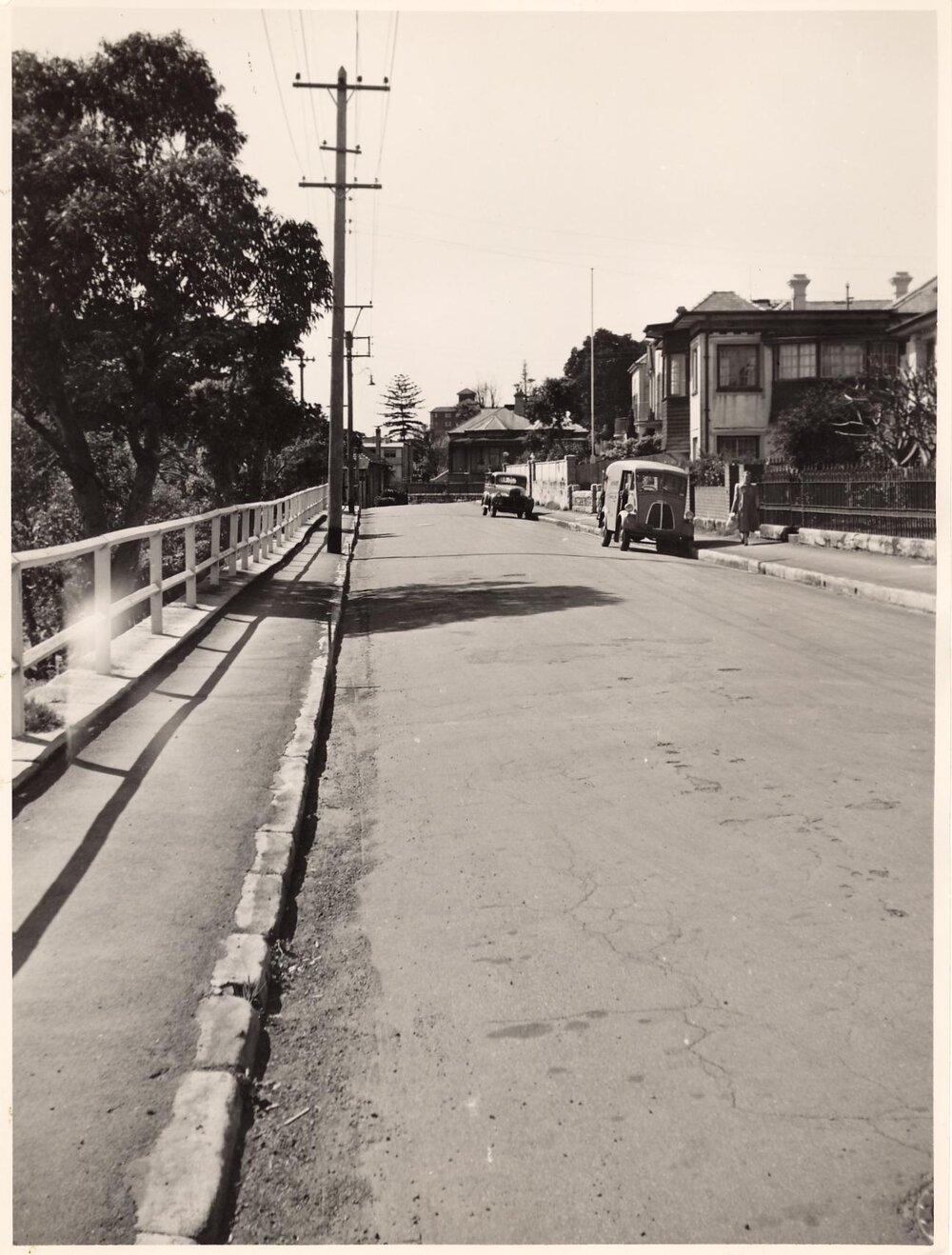 East Esplanade north from Wood Street, Manly, September 1954