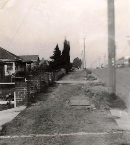 East side Frenchs Forest Road, Seaforth, c1940s