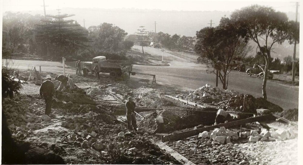 Edgecliffe Esplanade at Palmerston Place, Seaforth, 9th July 1947