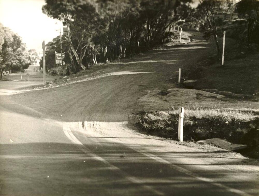 Edgecliffe Esplanade south west, Seaforth, 29th June 1946
